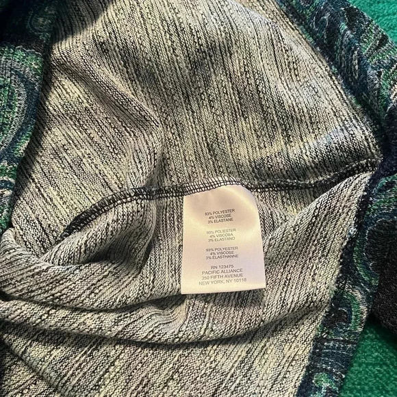 Jones New York 2pc Set Signature Paisley turtleneck with Cardigan size S. NWT - Picture 10 of 16